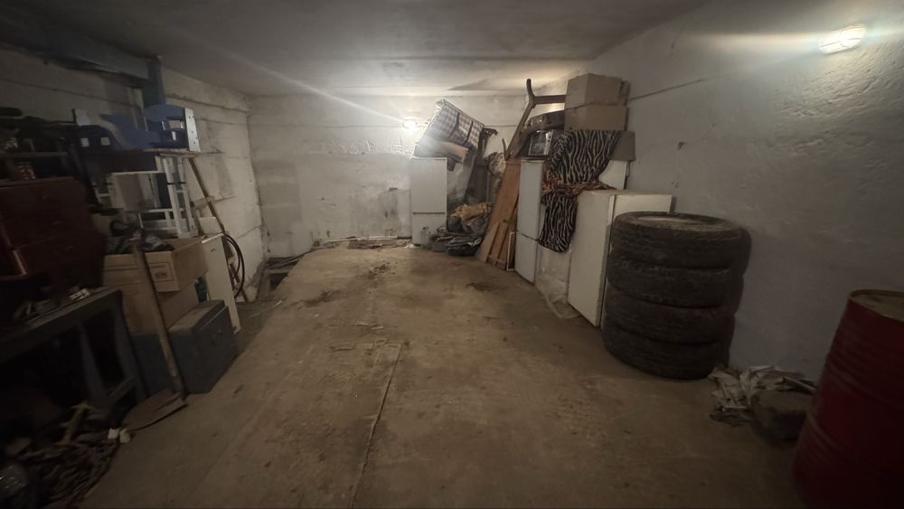 Гараж в центре города!