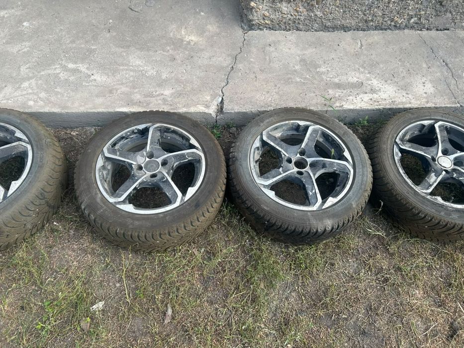 Продам зимни комплекті