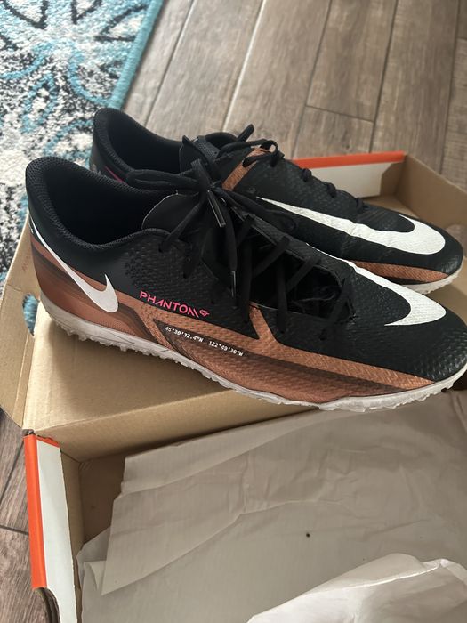 Nike Phantom GT2 Club TF