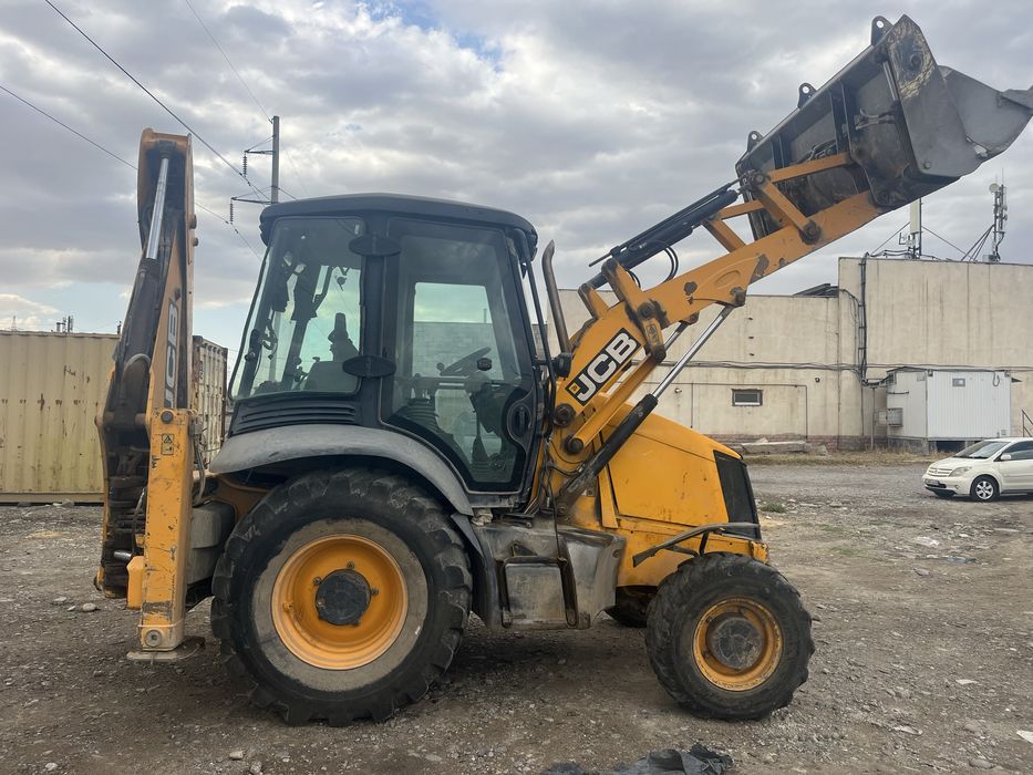 Экскаватор погрузчик