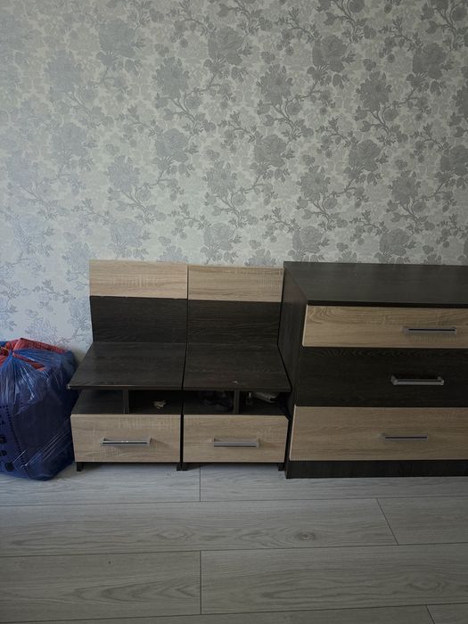 Продам спальный комплект