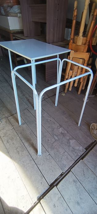 Стол обеденный новый