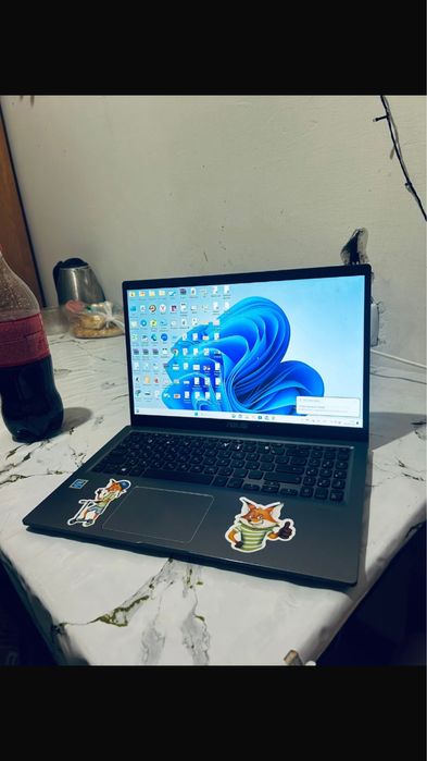 Продаю Асус срочно