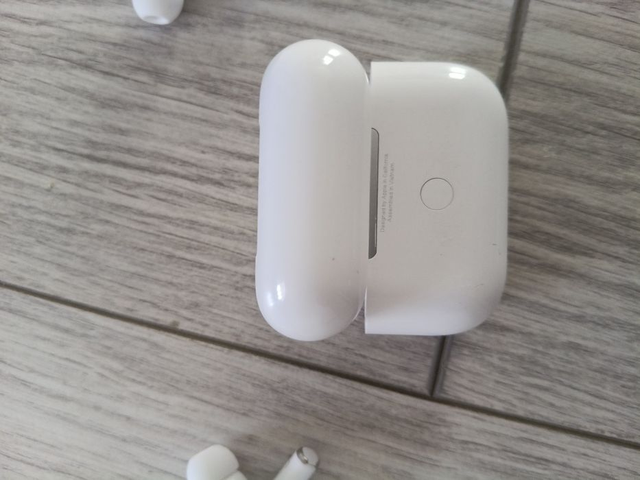 Airpots pro  ariginal