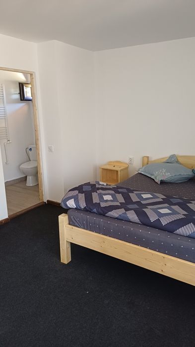 Vand casa cabana cu plata in rate