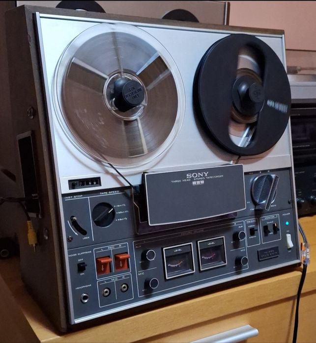 Magnetofon Sony tc 366