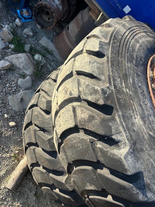 Anvelope Second Hand 20.5 R25 pentru vola