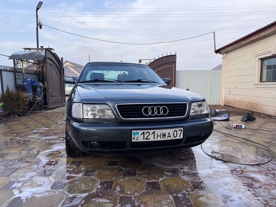 Продам Ауди 100
Аудиии  - 100 педелка А6 
Год .1991 
Состояние хорошее