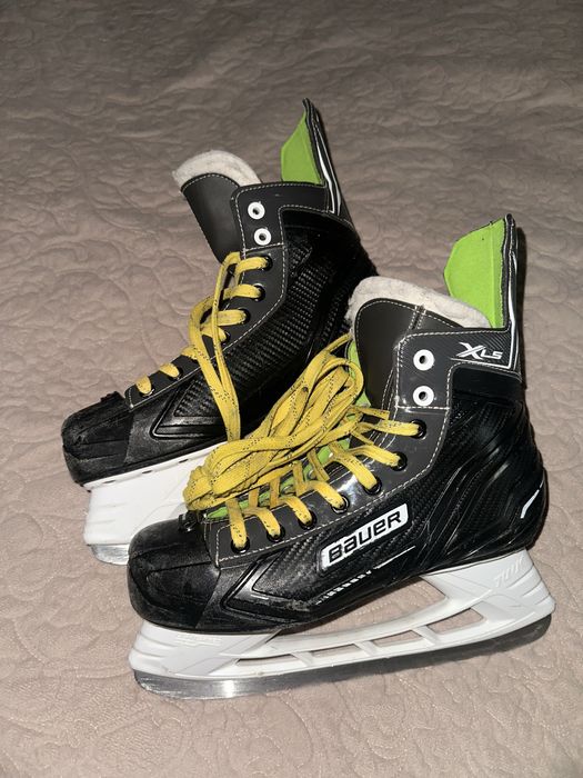 Срочно Коньки хоккейные Bauer XLS размер 40-41