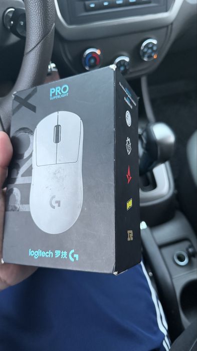 Продам мышь superlight white и уши G PRO X