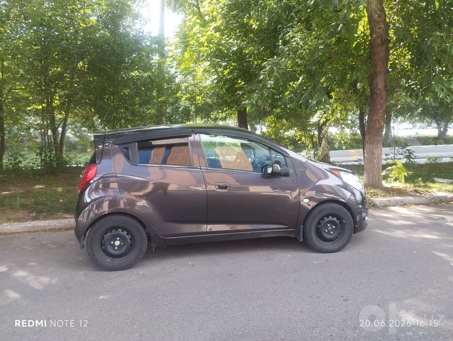 Sotiladi Spark  2020