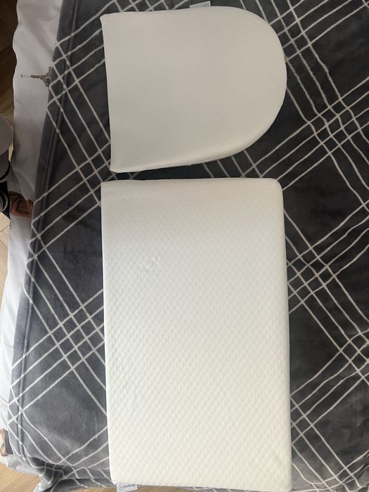 Две антирефлуксни възглавници