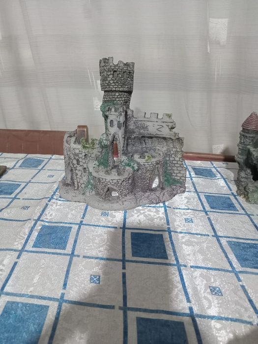 Продам Аквариумы  в сборе