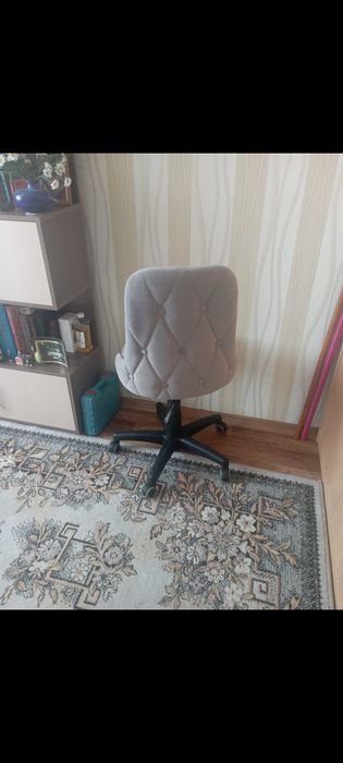 Продам оригинальное кресло-стул