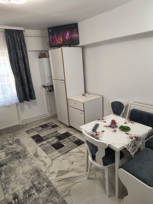 Ofer spre inchiriere sau vânzare,apartament recent renovat