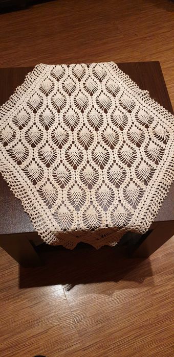 Карета за маса, ръчно изплетени