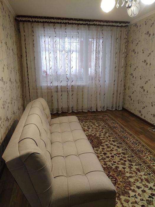 Продам кв 2 ком район Достык