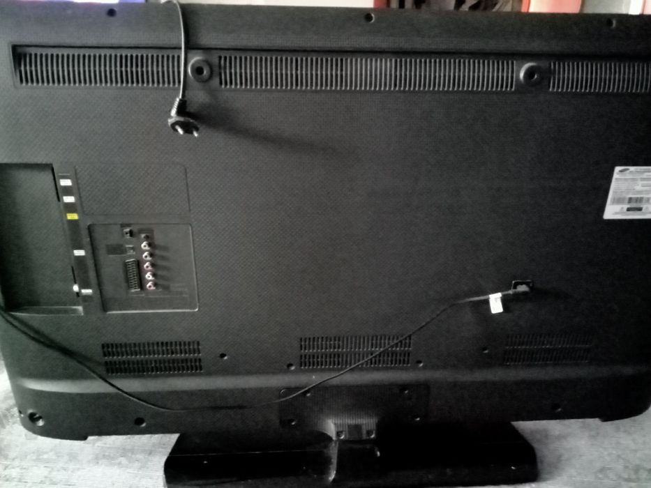 Продам телевизор Самсунг в отличном состоянии