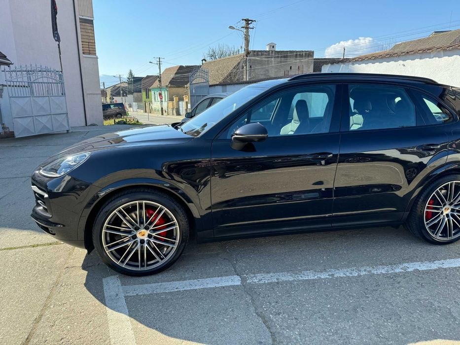 PORSCHE Cayenne 2019 — imagine 4