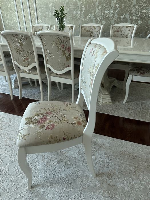 Продам малайзийские стулья, из дерева