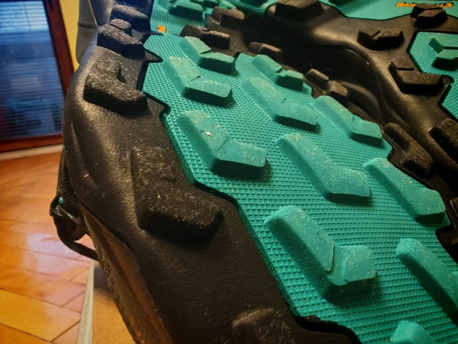 Adidas Terrex Skychaser AX5 Mid Gore-Tex маратонки високи три сезонни