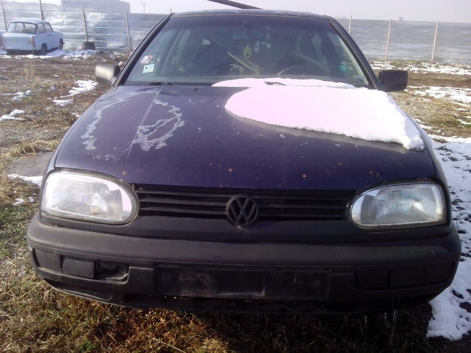 Фолксфаген голф 1.9TDI-110к.с-1996г,на части