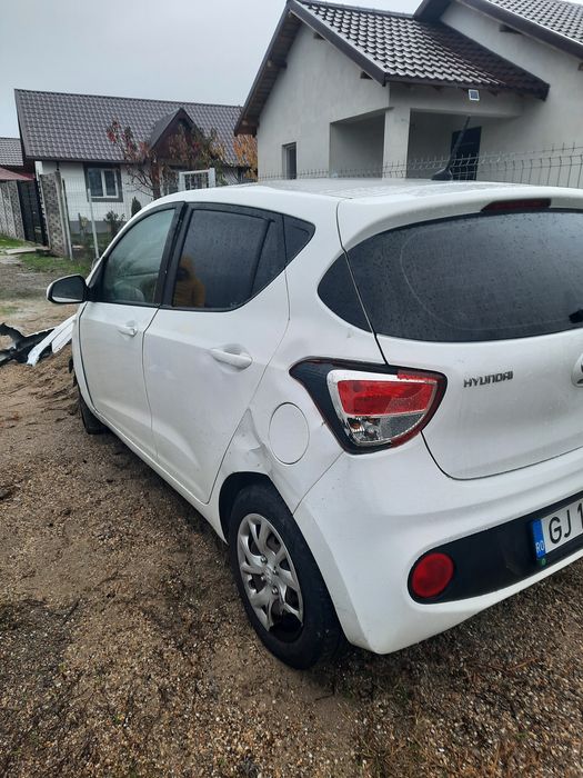 Hyundai i 10 an fab 2018 avariat