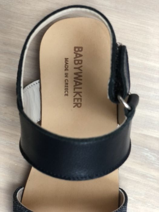 ЧИСТО НОВИ УНИКАЛНИ сандали BabyWalker 24 номер естествена кожа