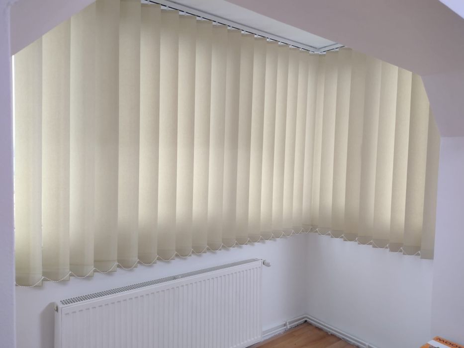 Plase de țânțari, rolete textile, rulouri exterioare, jaluzele plisate si verticale
