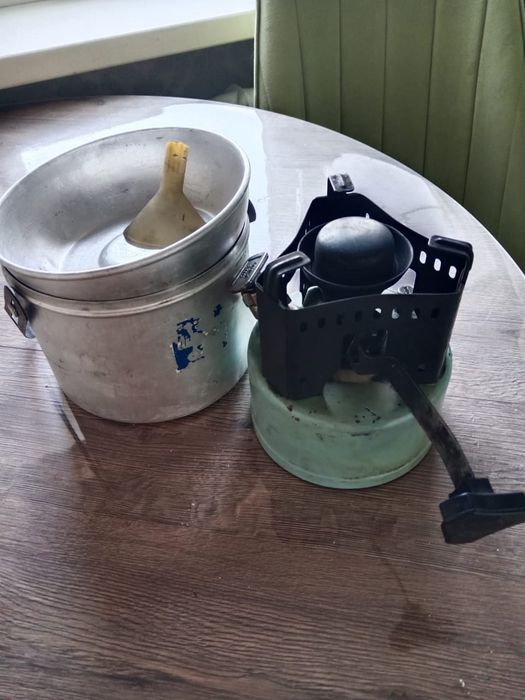 Кастрюля и крышка.