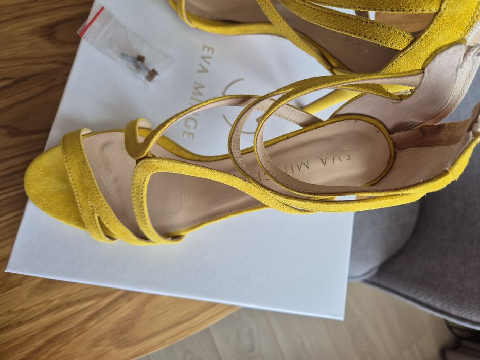 Сандали Eva Minge