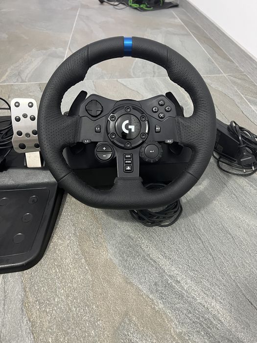 Vand Volan Logitech G923 True Force (PS4/PS5/PC)