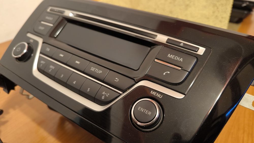 Unitate CD MP3 USB originală VISTEON Nissan Qashqai 2014-2017  nouă.