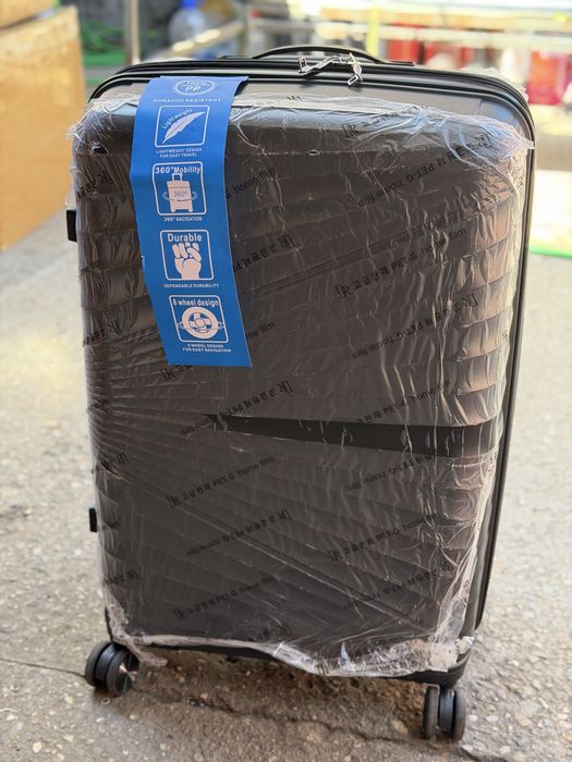 Vand Trolere ( geamantane ) noi