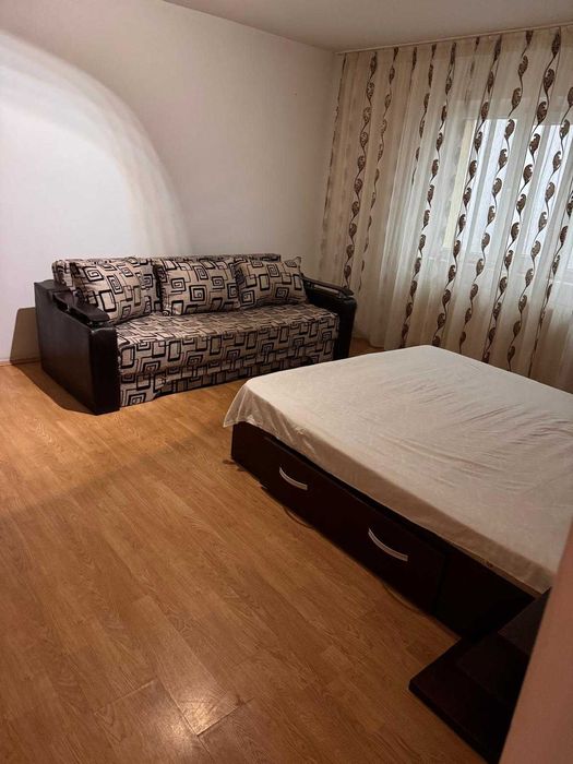 Inchiriez Garsoniera 40 mp