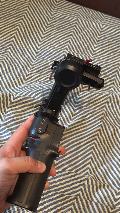 продам стабилизатор Dji Ronin RS3 mini