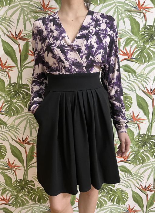 Rochie scurta cu mâneca lunga