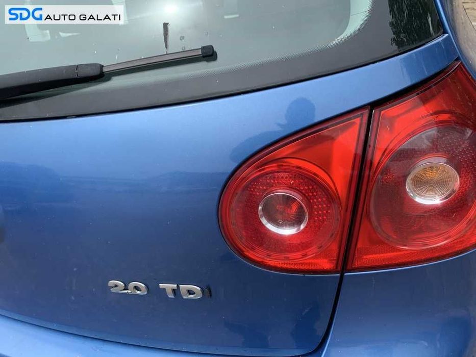 Hayon Haion Portbagaj cu Luneta Geam Sticla VW Golf 5 Hatchback 2004 - 2008 Cod Culoare LC5G