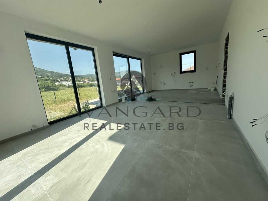 Продава се Къща в с. Марково, Област Пловдив - 187 кв.м за 1763 €/кв.м - Снимка #3