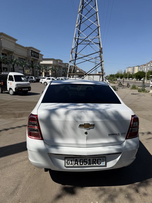 Chevrolet Cobalt 2024 — 3