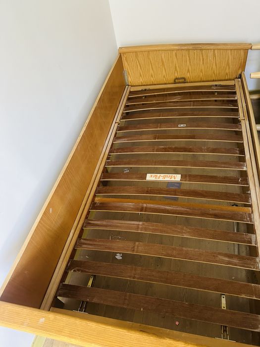 Vand pat model frumos