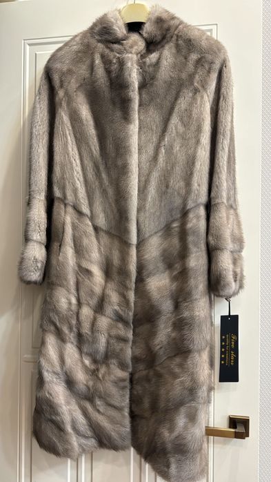 Норковая шуба новая