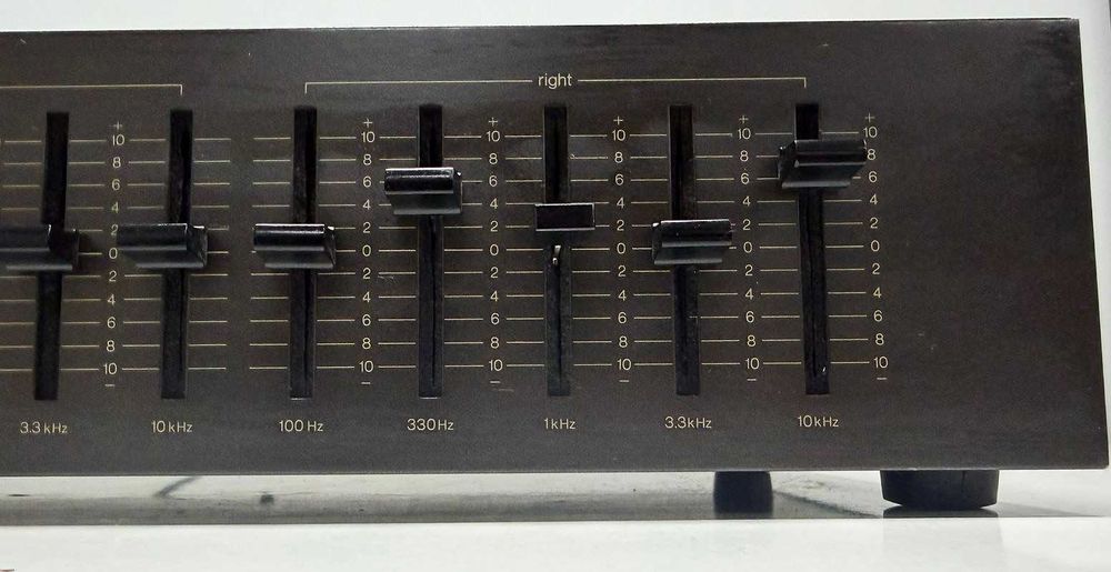 Technics SH 8010 – Egalizator Grafic 5 Benzi – 100 Hz - 10 Khz Stereo