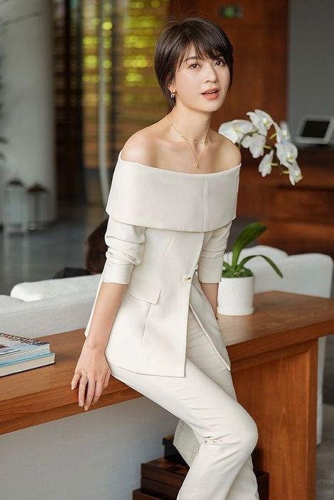 Белый костюм комплект