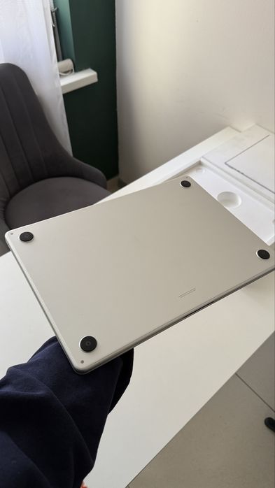 Macbook Air M2 15 8/256