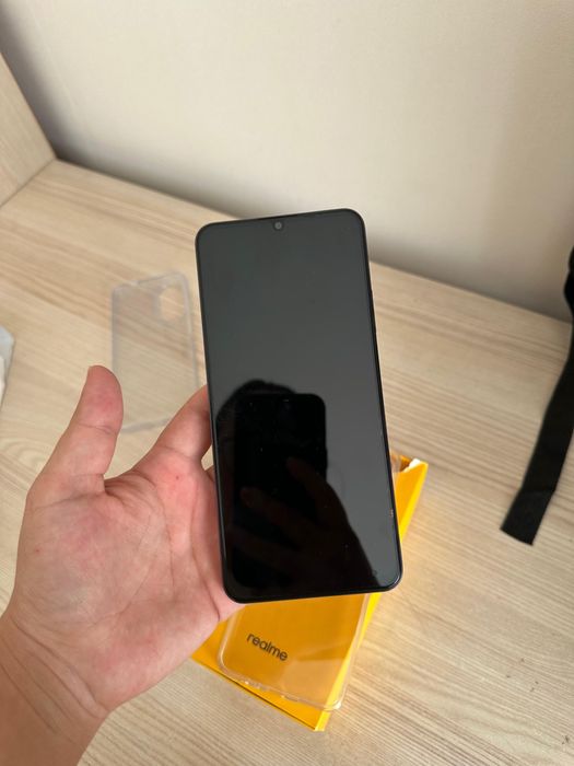 Продам 2 телефона Redmi A5, Realmi Note 60