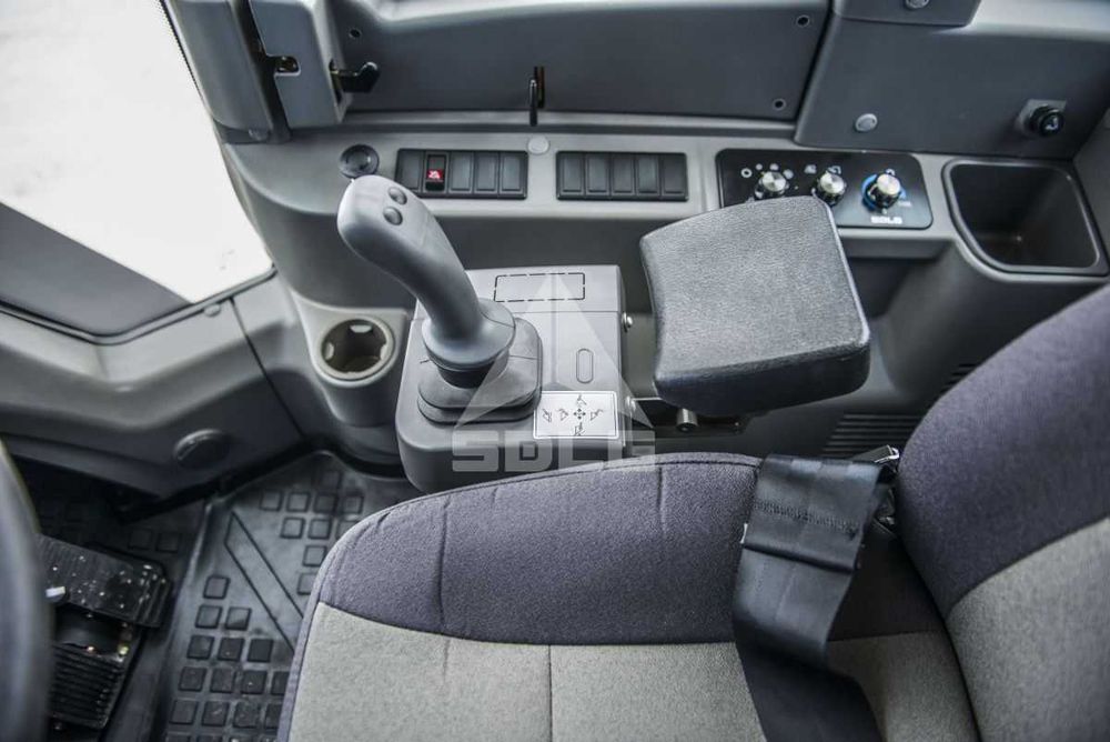 SDLG Фронтальный Погрузчик LG956FH  объём ковша 3,2 В РАССРОЧКУ