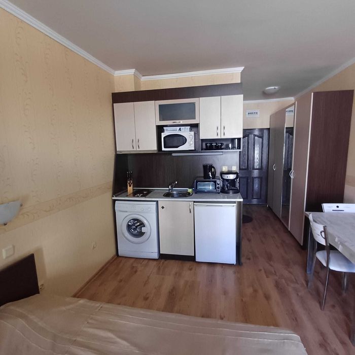 Продава се Едностаен апартамент в Свети Влас - 42 кв.м за 1250 €/кв.м - Снимка #2