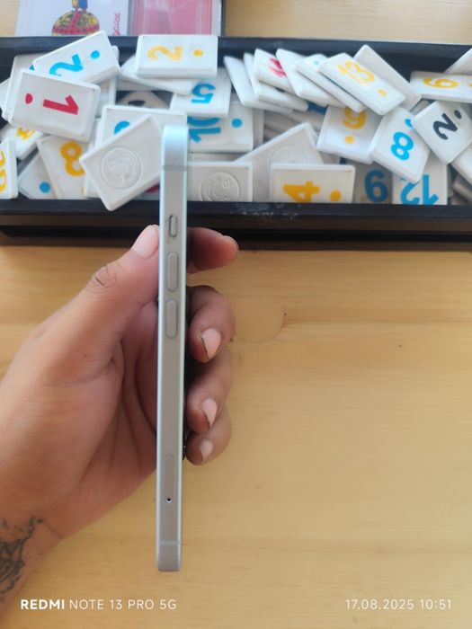 Iphone 15 impecabil