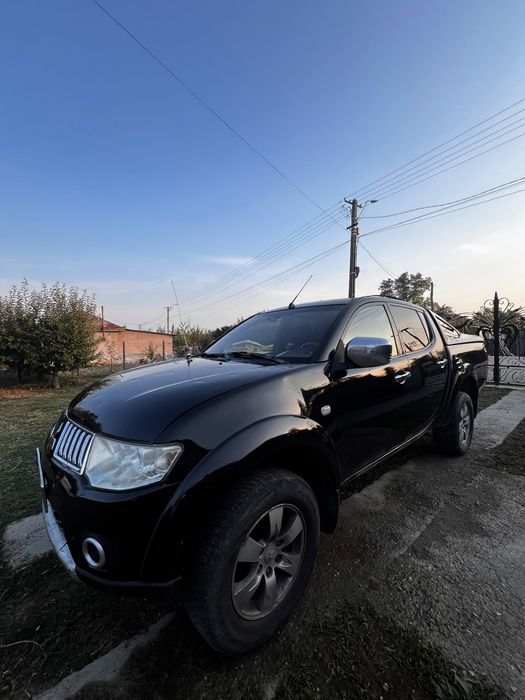 Vand Mitsubishi L200 2011